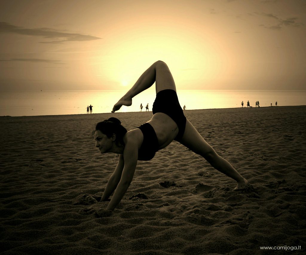 Šokio joga atskrieja su nauju sezonu ir naujais potyriais!